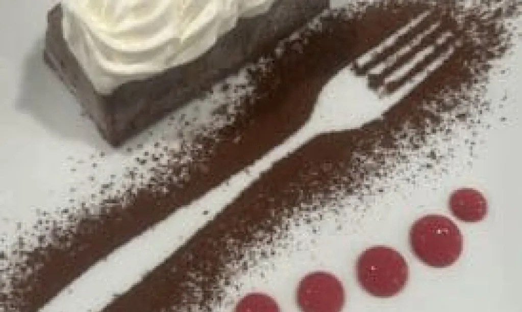 chocolate brownie with raspberry
