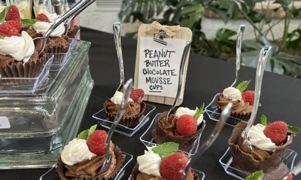 peanut butter chocolate mousse cups